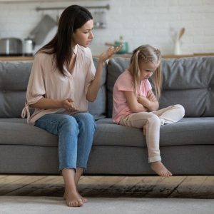 بی اعتنا بودن به کودک